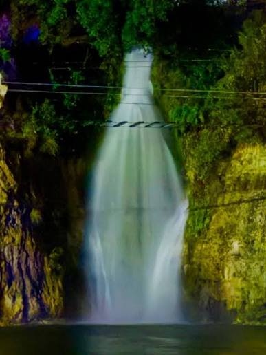 شلال فستان العروس — صورة 7