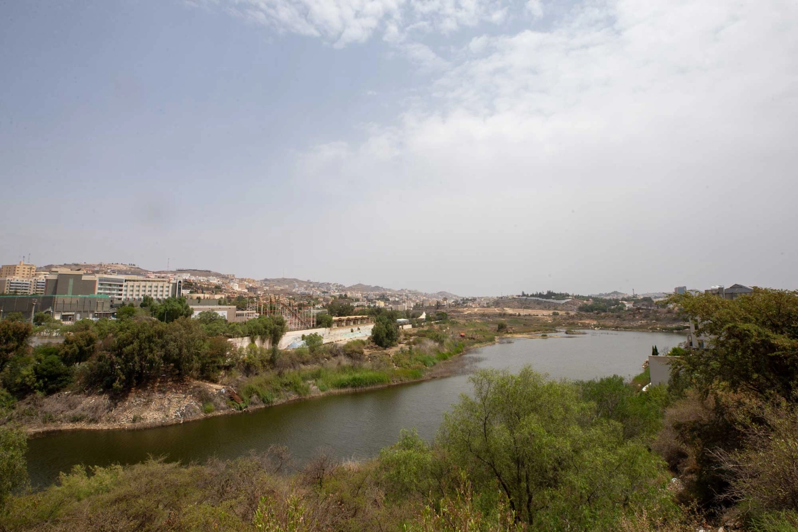 بحيرة سد ابها — صورة 2