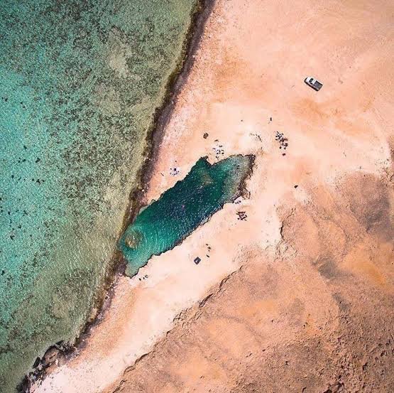 بحيرة النيزك — صورة 1