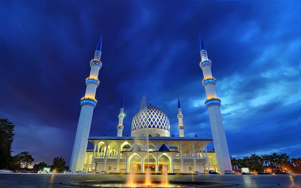 مسجد السلطان صلاح الدين عبد العزيز شاه — صورة 1