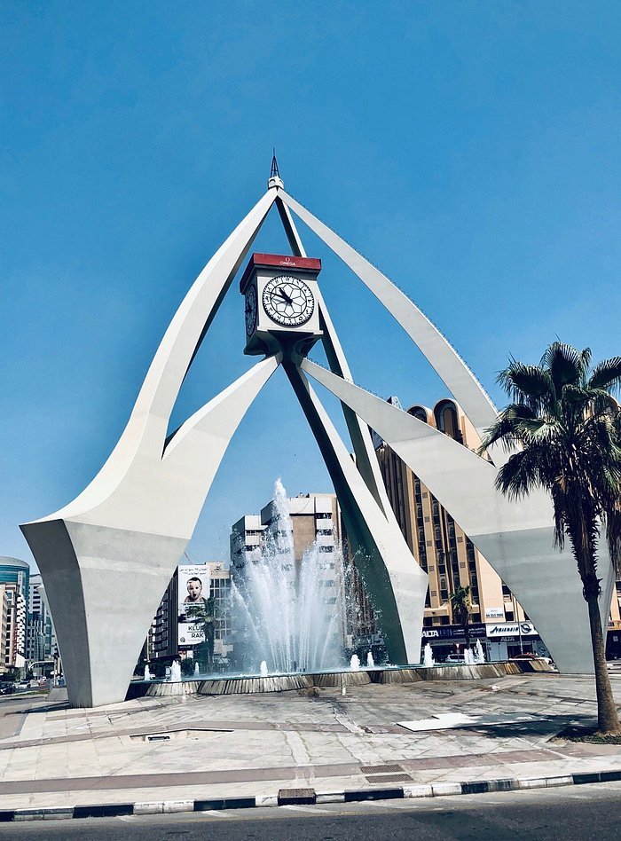 برج ساعة ديره