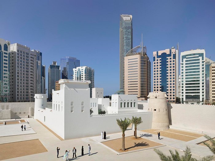 قصر الحصن