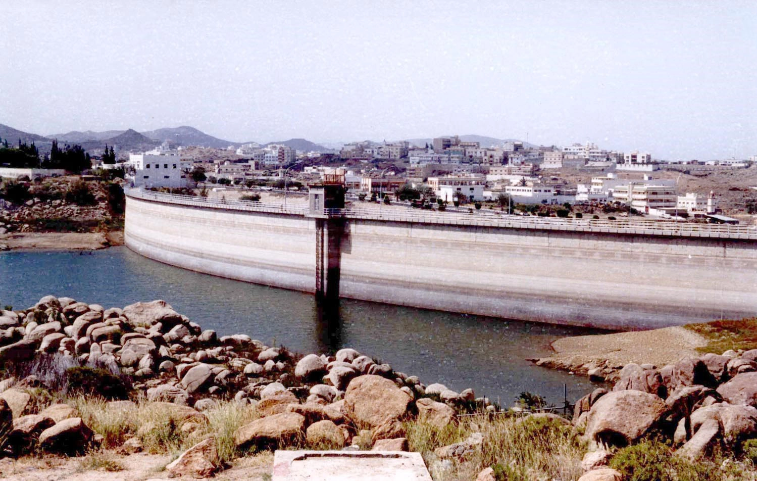 بحيرة سد ابها — صورة 3