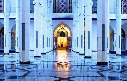 مسجد السلطان صلاح الدين عبد العزيز شاه — صورة 2